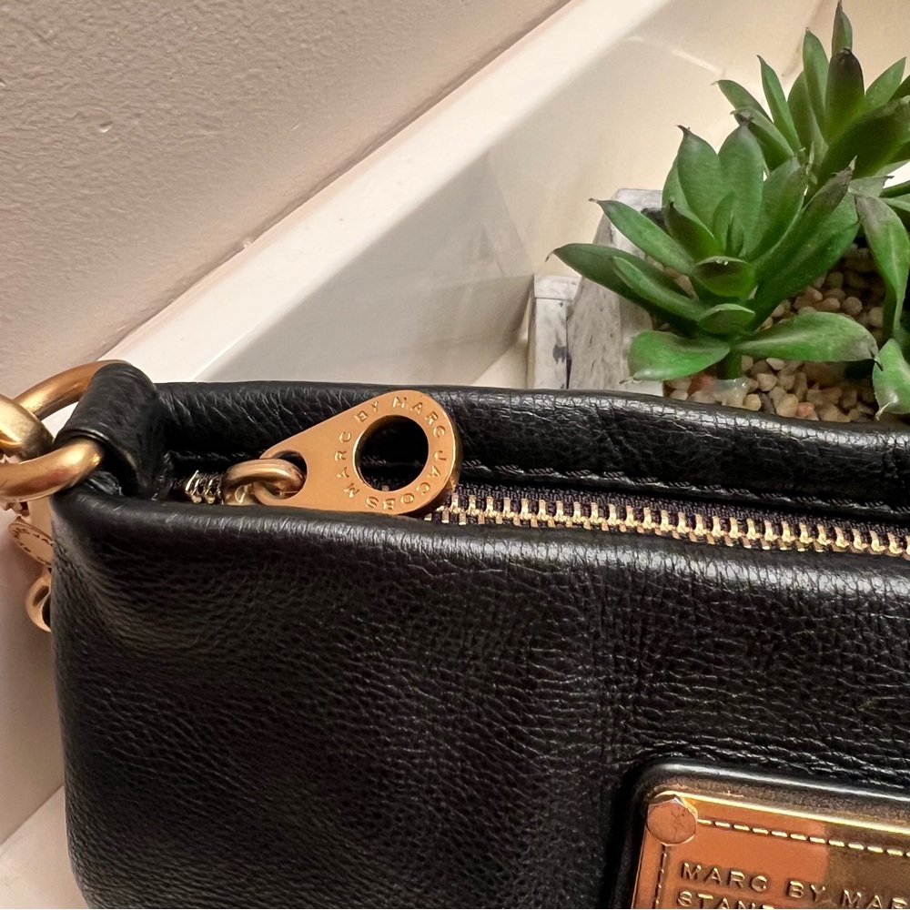 Marc by Marc Jacobs Leather Crossbody Bag - Picture 2 of 6